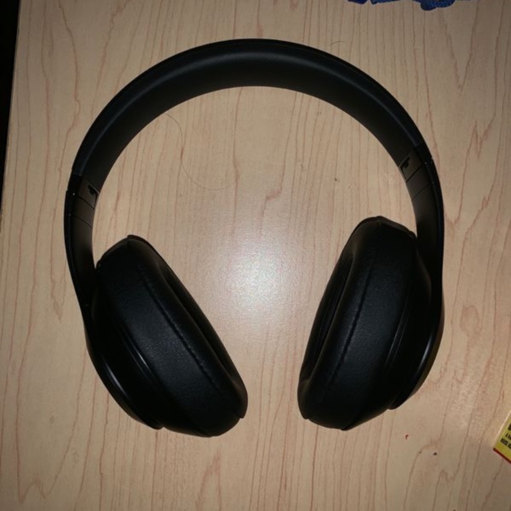 Beats studio 3’s - Picture 7 of 7